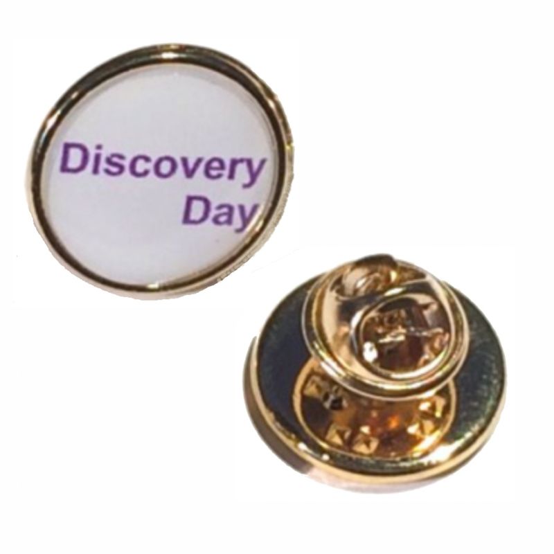 Premium Badge 16mm round gold clutch and printed dome